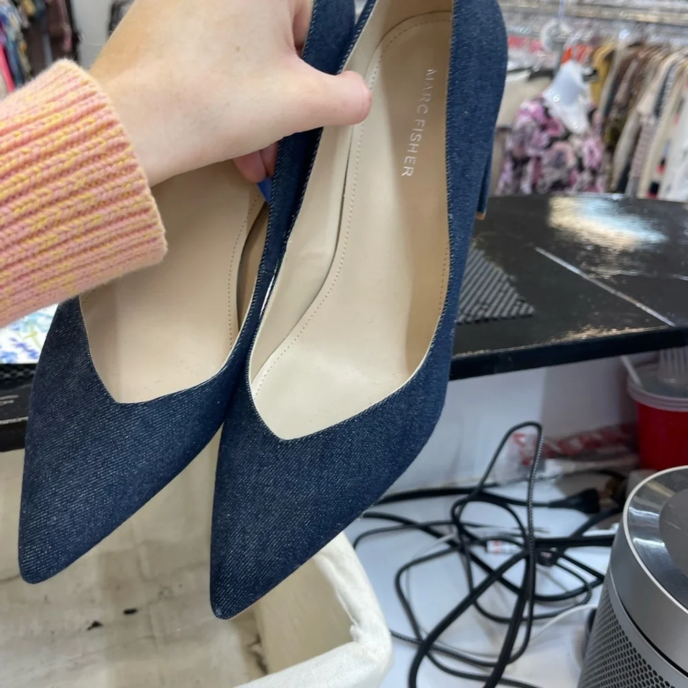 Marc Fisher Dark Denim Pointed Toe Block Heel Pumps - Picture 10 of 10